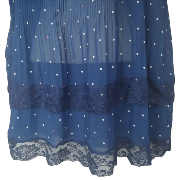 Michel Studio Collection Semi-Sheer Pleated Sleeveless Blouse Polka Dots Blue 18 - Picture 4 of 8